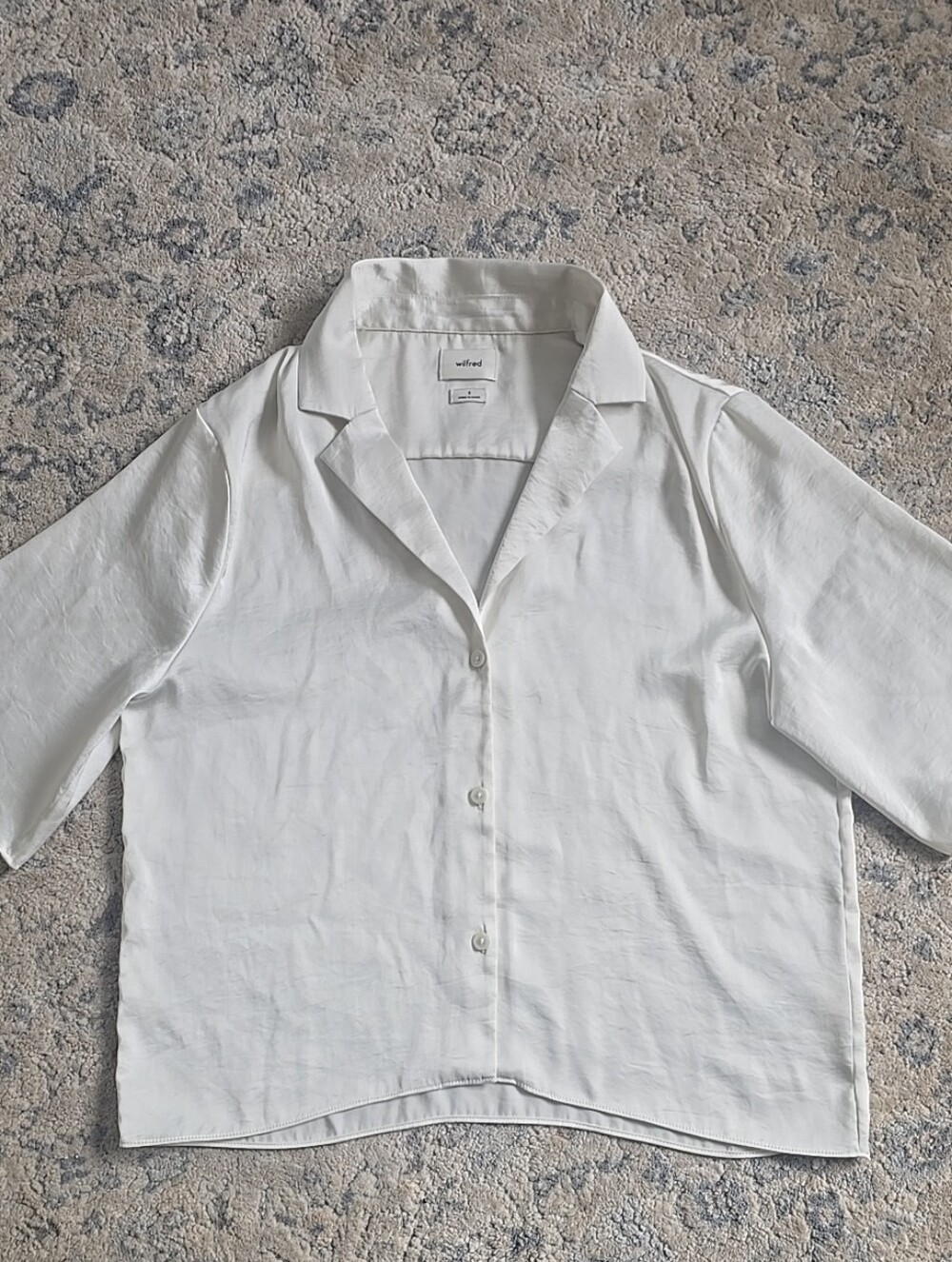 Wilfred White Relaxed Collar Button-Down Shirt